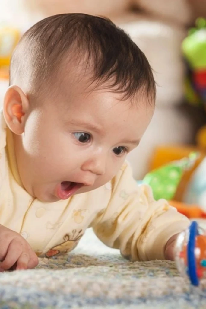 Crawling to Different Objects