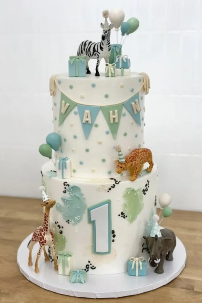 Clean Safari Cake