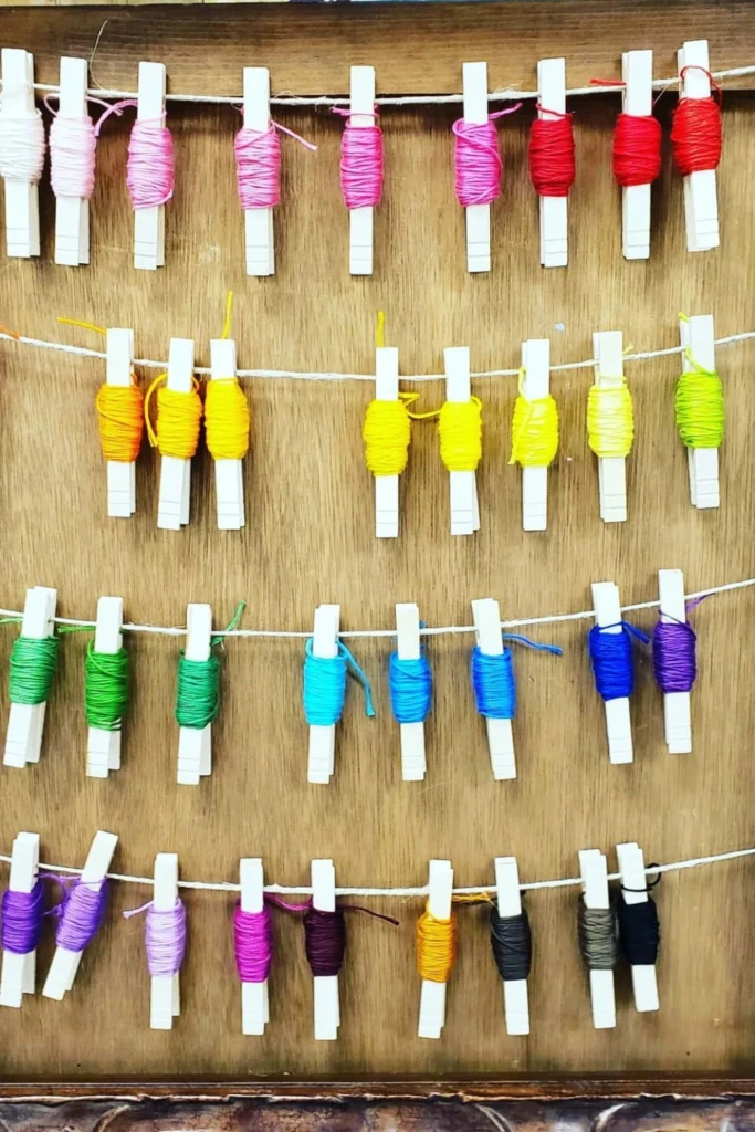 Thread Clip Board