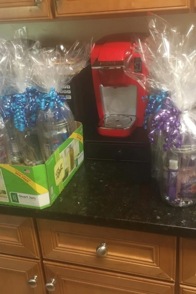 4. Mason Jar Spa Kits