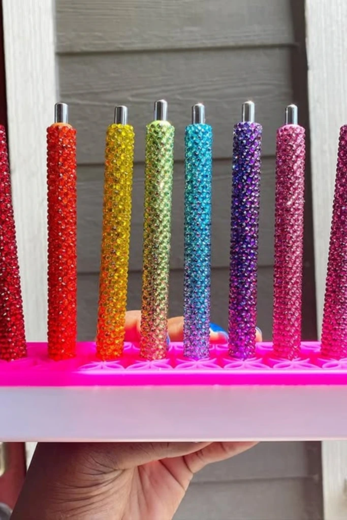 17. Glitter Pen Set