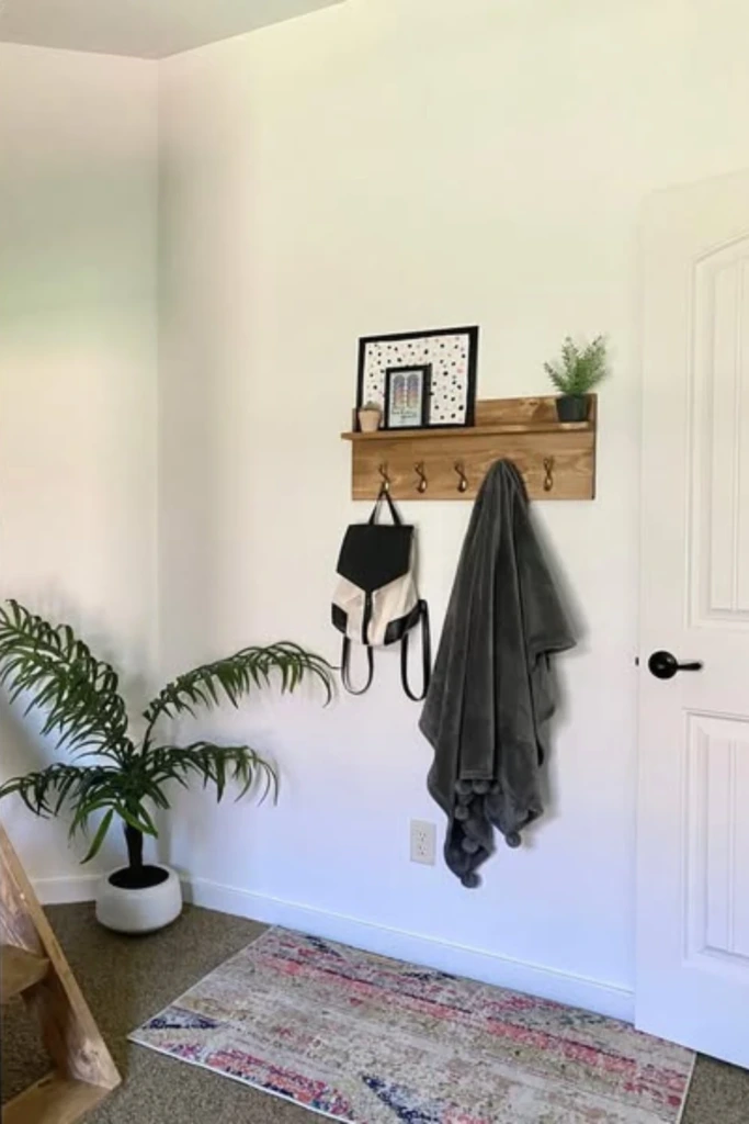 Slim Wall Rail