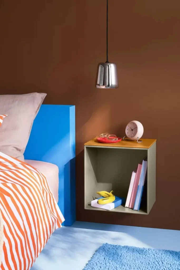 Floating Cube