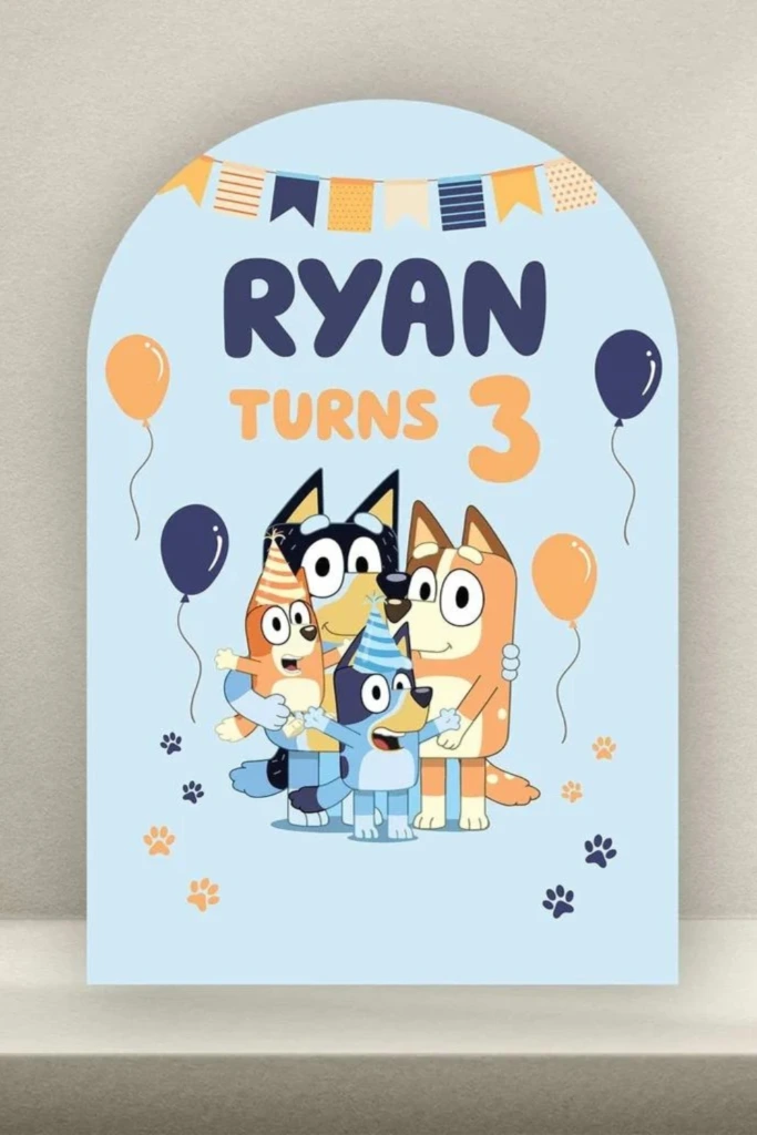 5. Arched Backdrops