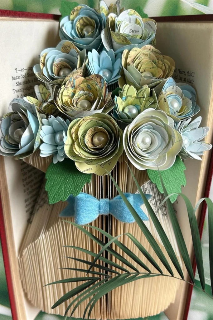 Book Flower Bouquet