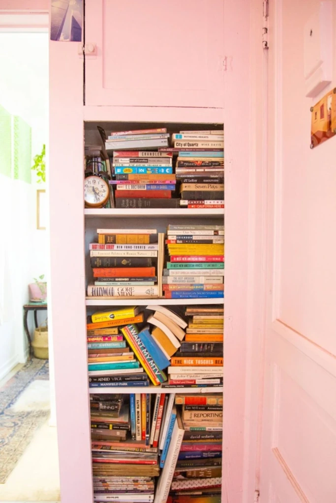Closet Library