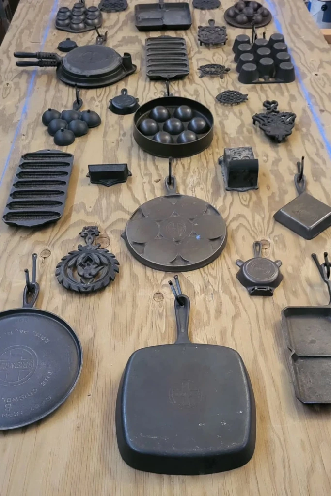 Mixed Mold Display