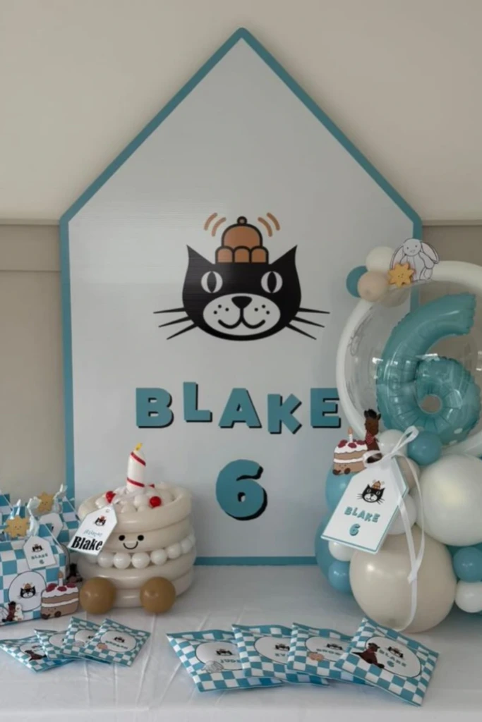 Blue Cat Table