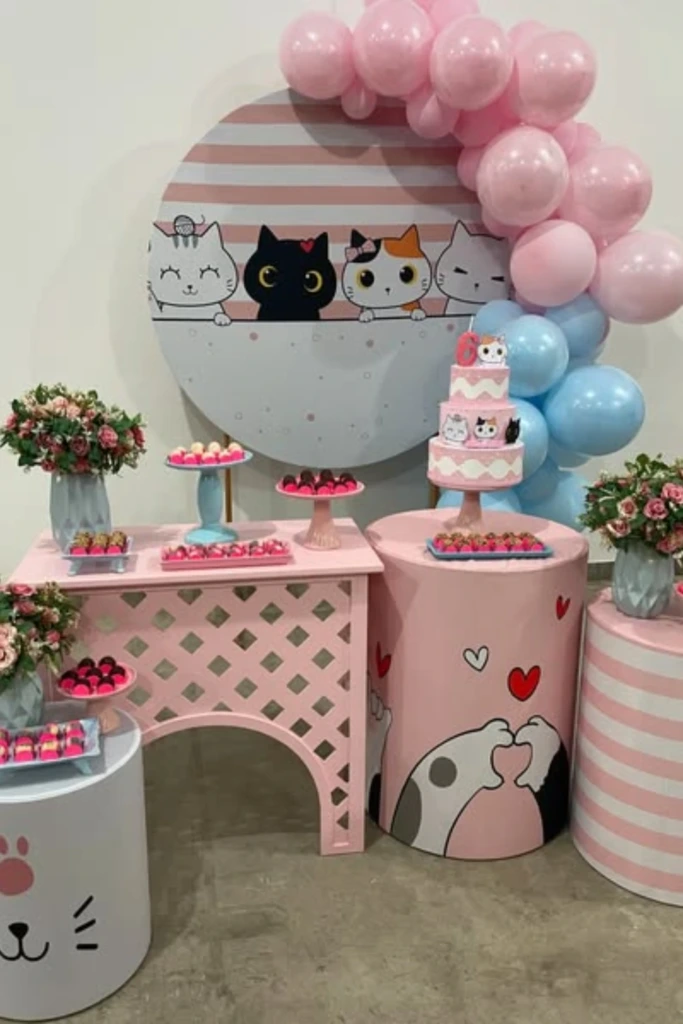 Cartoon Cat Table
