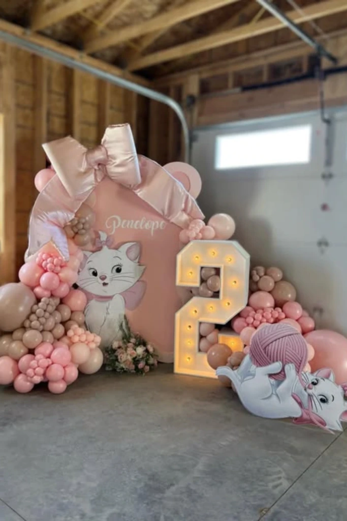 Bow Cat Display