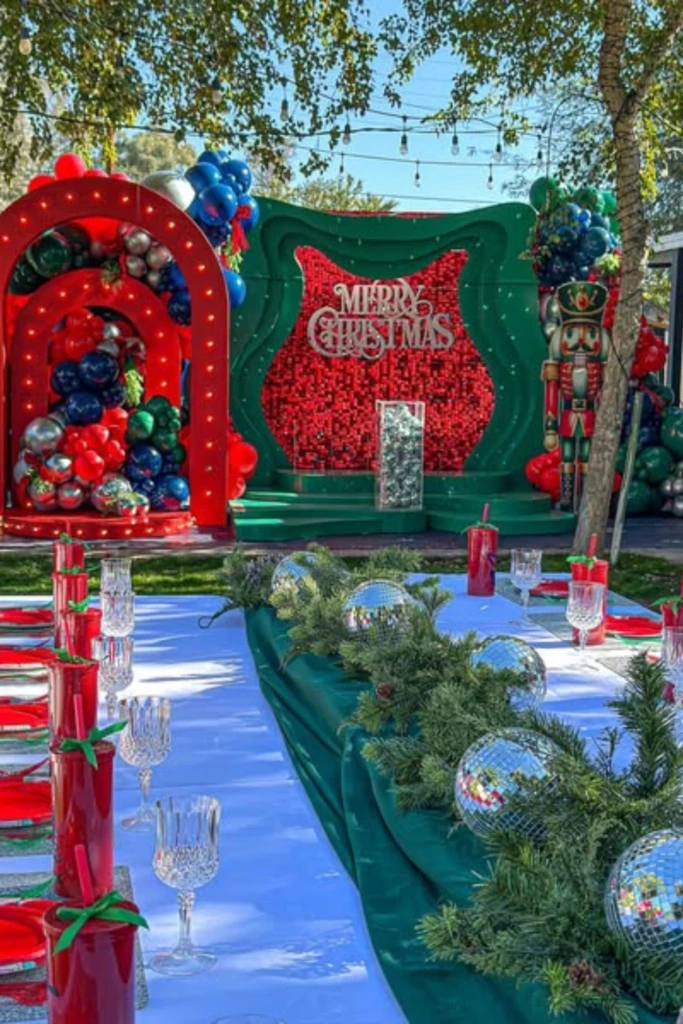 Outdoor Christmas Game Lounge