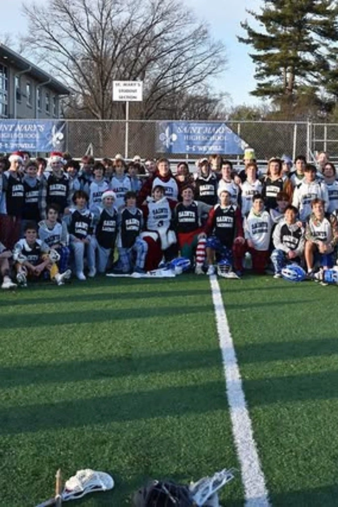 Outdoor Santa Sports Game