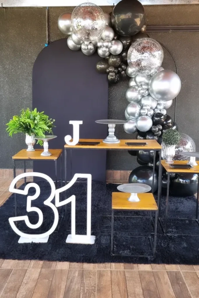 Black Silver Chic