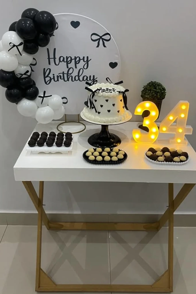 Simple Chic Table