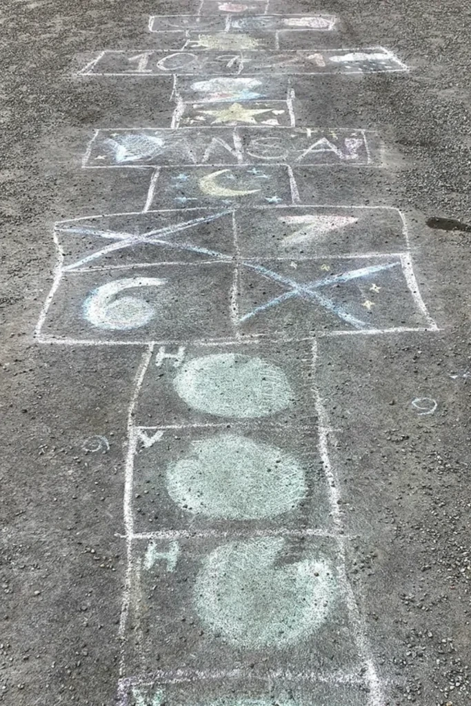 Cosmic Hop Path