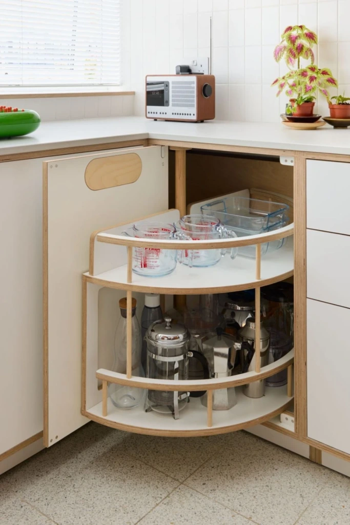 Curved Shelves