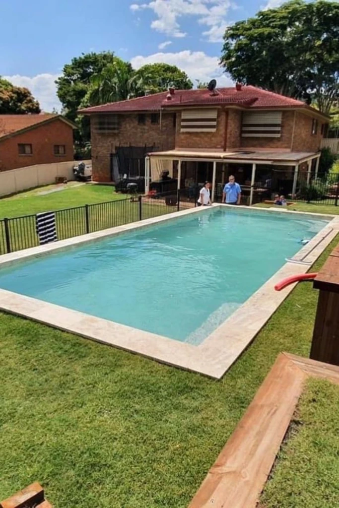 Lawn-Level Frame