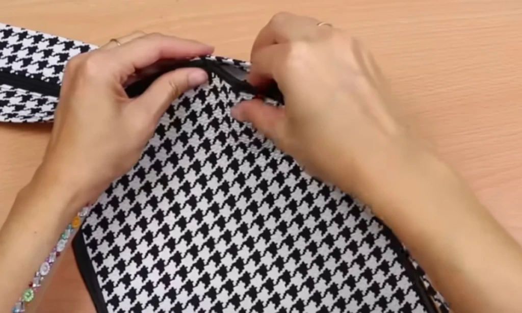 Step 7: Sew the Lining and Join It In