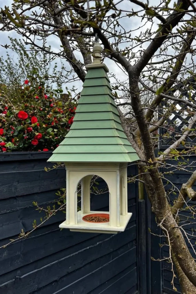 Chapel Roof Feeder