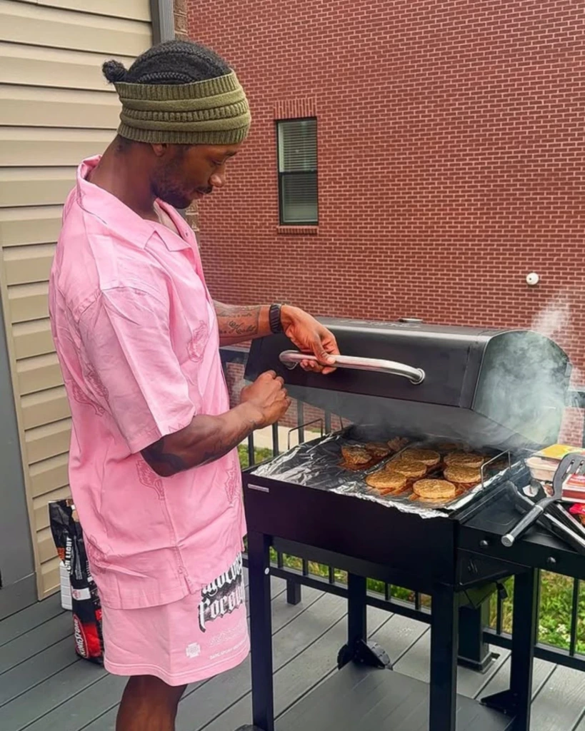 Balcony Burger Setup