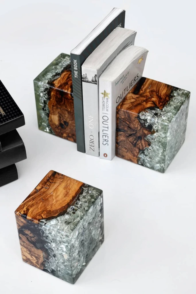 Resin Wood Cubes