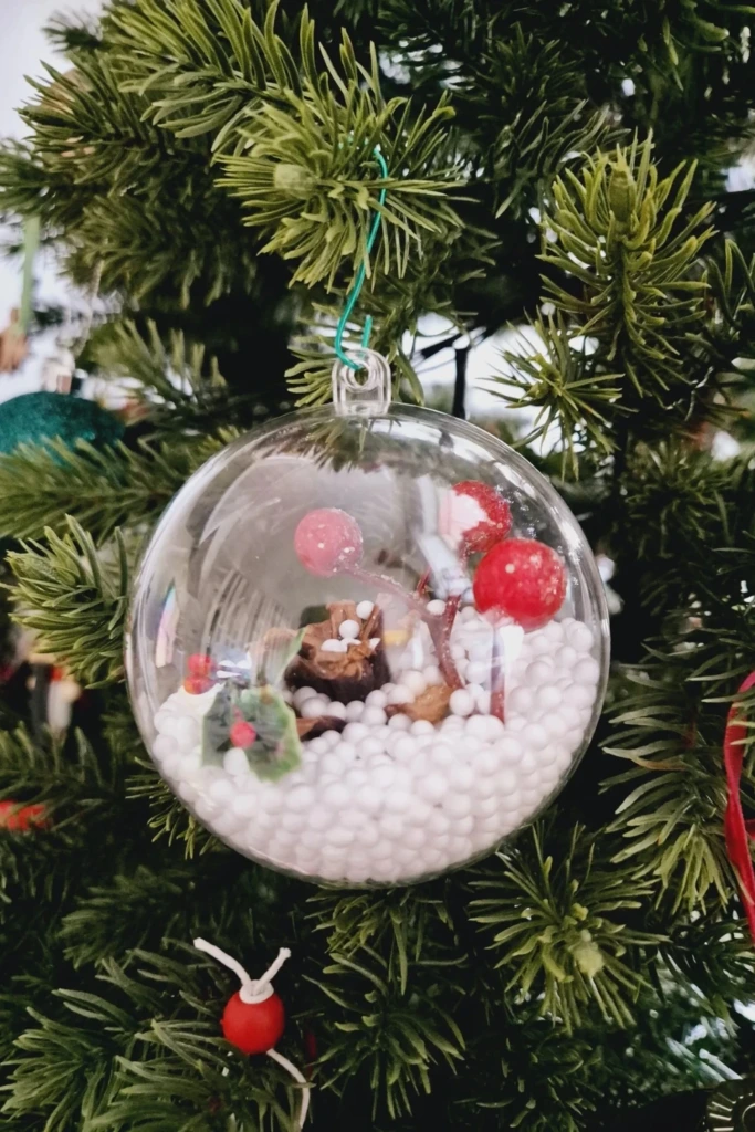 Snow Globe Scene Ornament