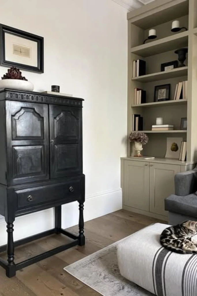 Vintage Black Lift