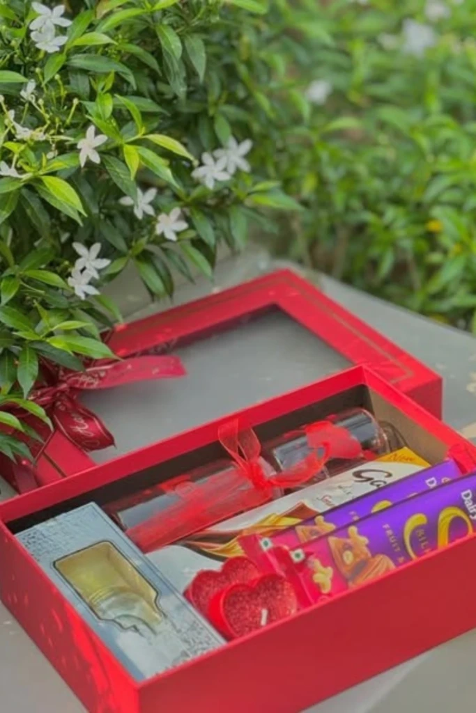 Romantic Red Treat Box