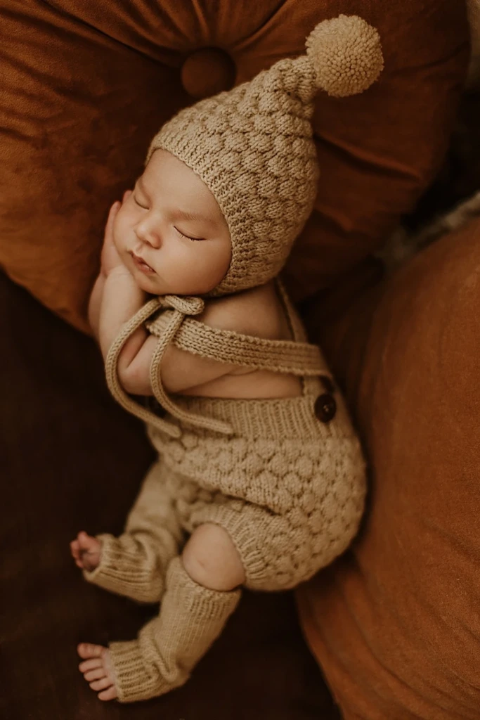 Knit Outfit Charm