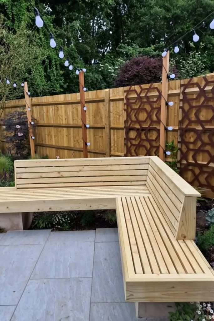 Corner Slatted Bench
