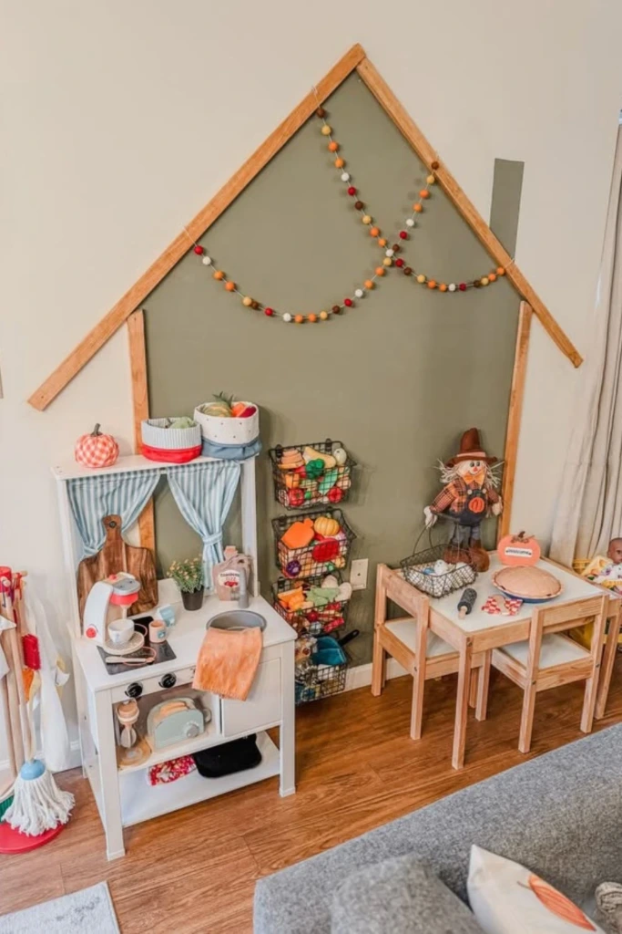Wall Nook Playhouse