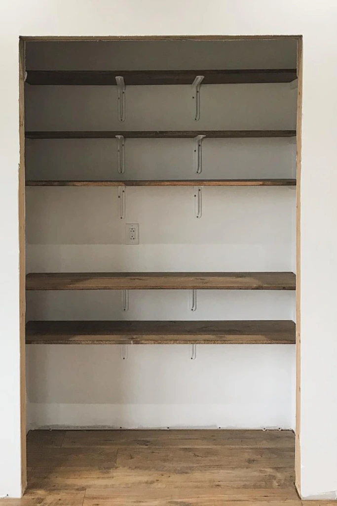 Bracketed Recess Shelves