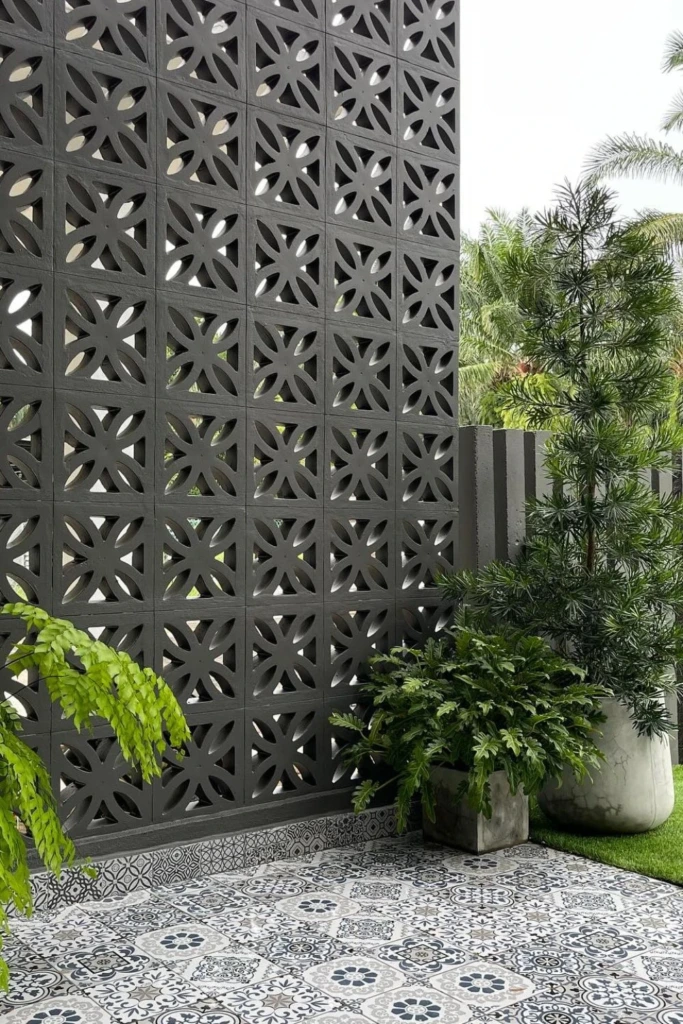 Concrete Breeze Wall