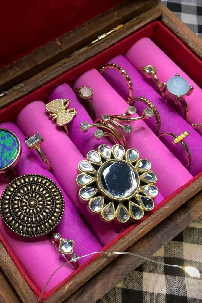 Padded Ring Box