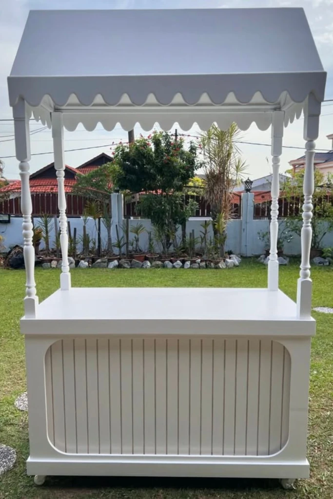 Cottage Style Stand