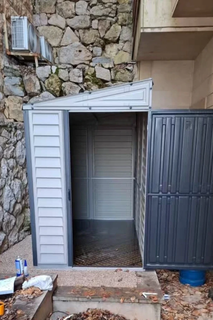 Tight Space