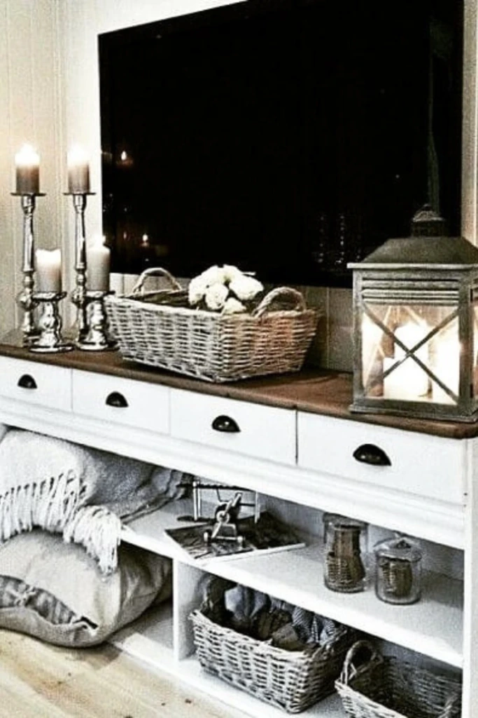 Cozy Cottage Glow
