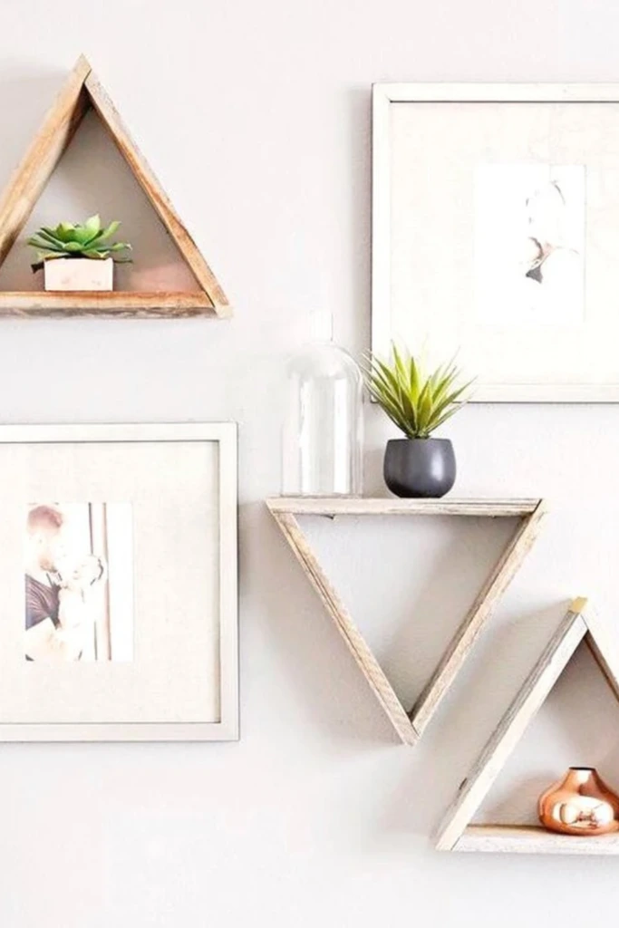 Triangle Shelf Play