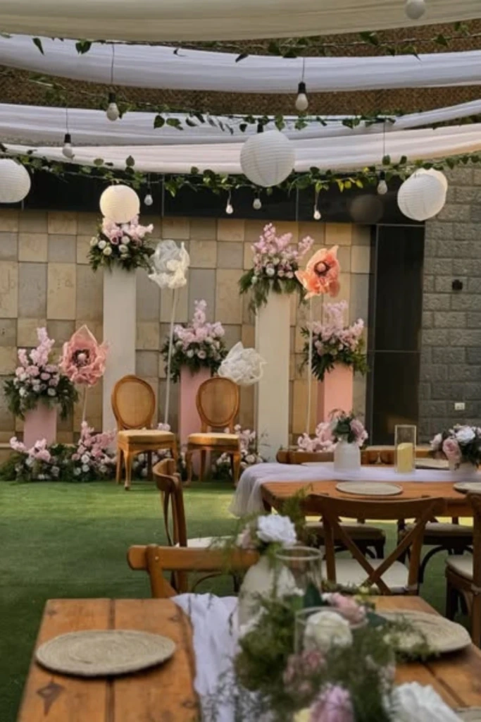 Garden-Inspired Intimate Setup