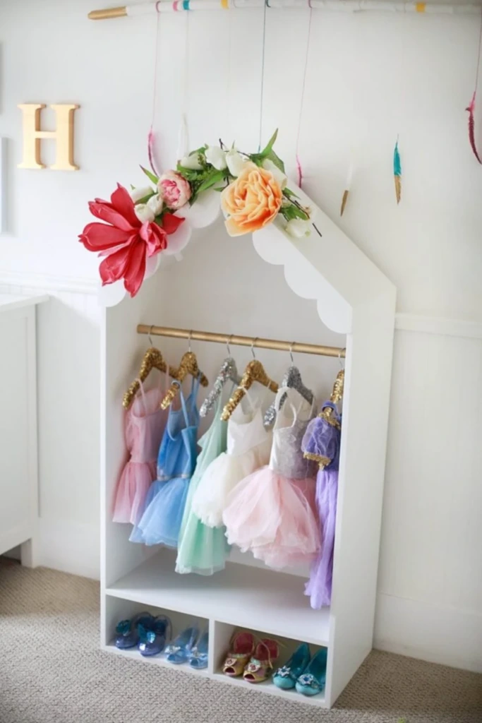House-Shaped Dress-Up Closet with Floral Top