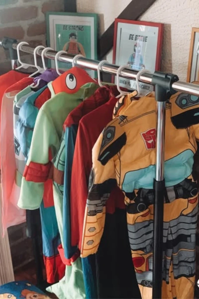 Costume Rack with Metal Hanging Bar