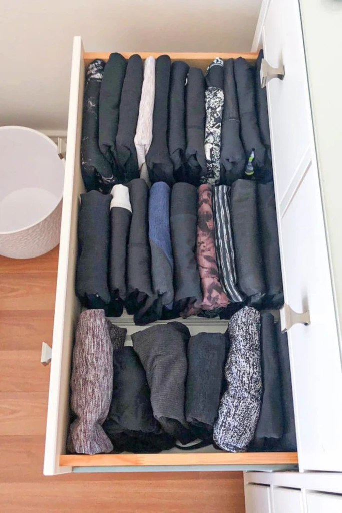 Monochrome Sorting