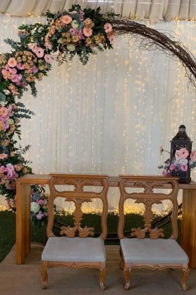 Fairy Light Circle Arch with Vintage Seating