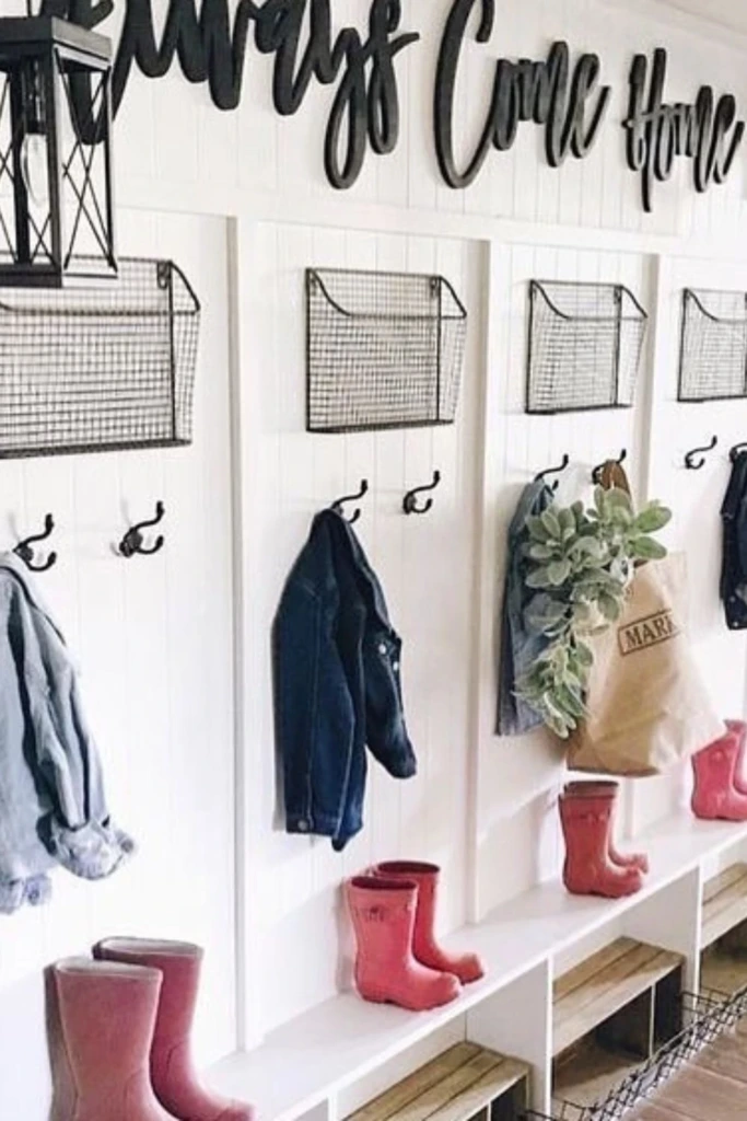 Entry Lockers