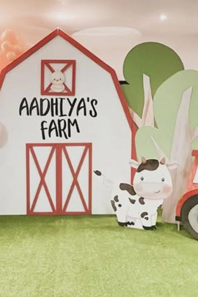 Farm Entrance Display