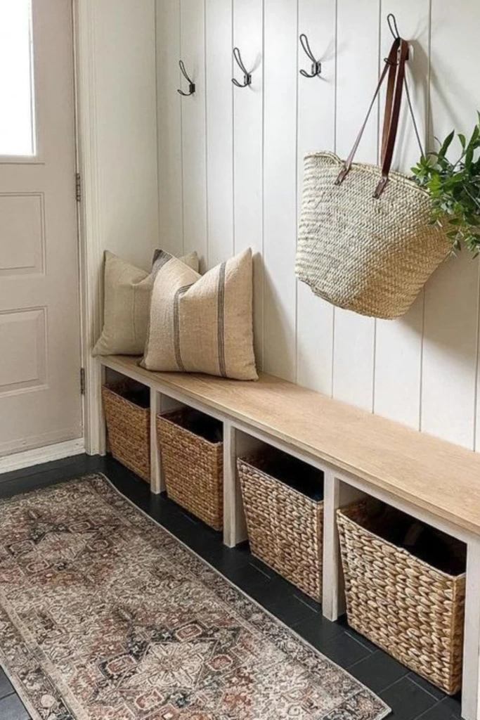 Minimal Hook Bench