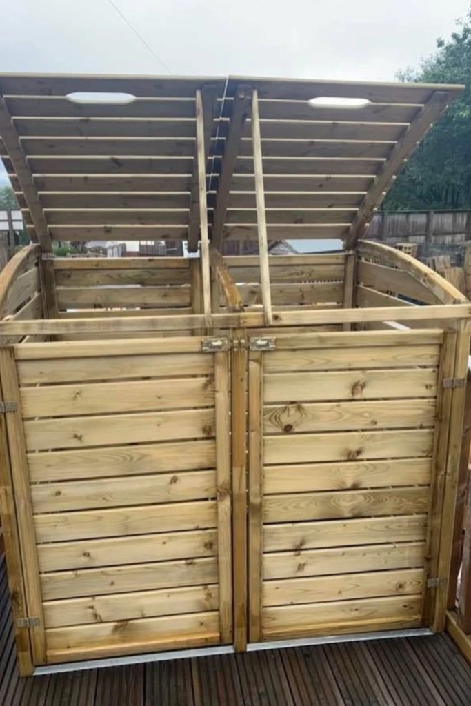 Lift-Up Timber Lid