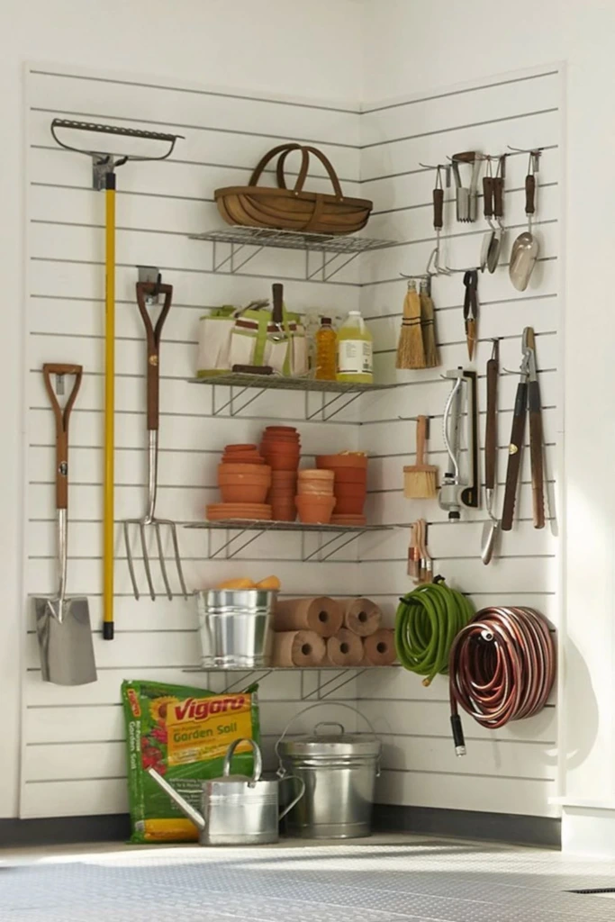 Corner Wall Grid