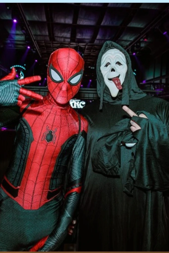 Party Duo Costumes