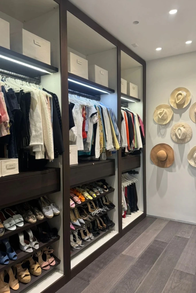 Hat Wall
